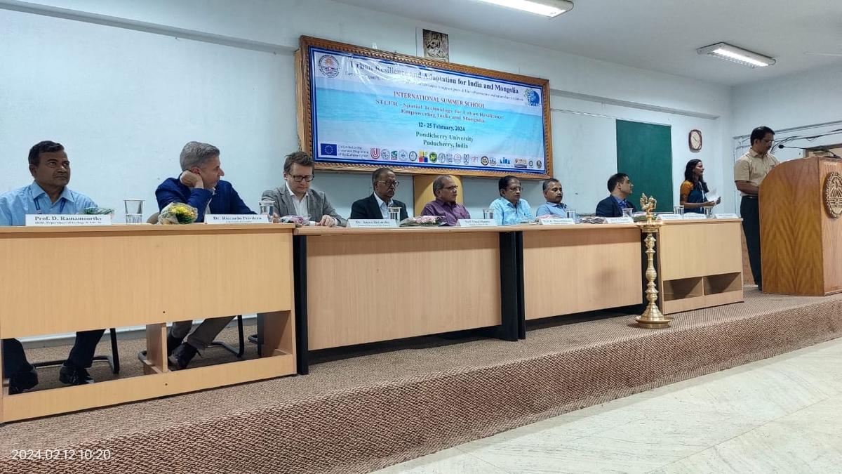 Urban planning experts discuss spatial technologies