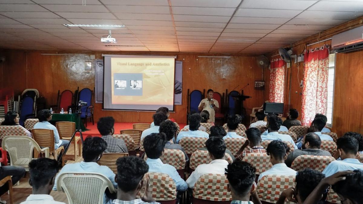 Three-day workshop on photography and videography held in U.T.