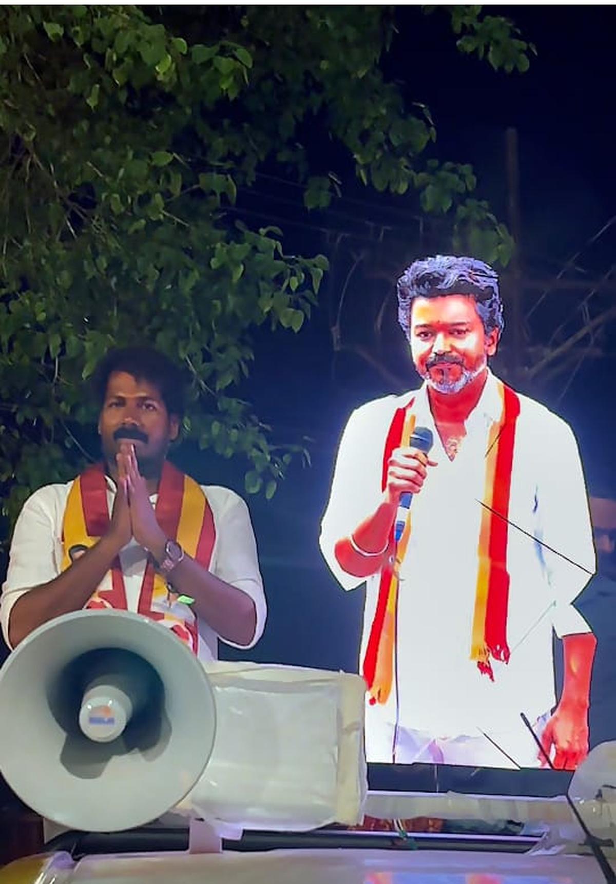 thehindu.com - Sunitha Sekar - Vijay's hologram makes its way into campaign to impress voters