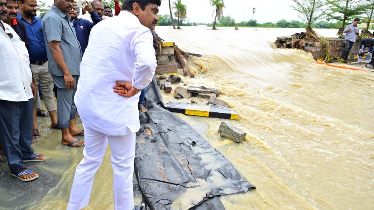 Velpur records 46.3 cm rain in 6 hours, several localities inundated: Minister