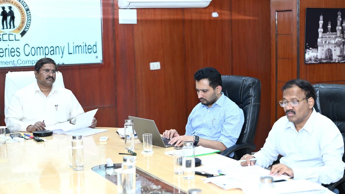 Singareni CMD wants no disruption in coal production, supply during rainy season