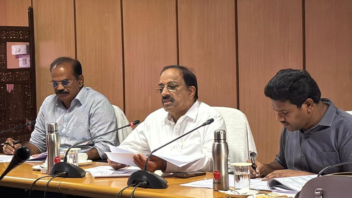 1,623 tonnes cotton procured on Day-1 of CCI purchase