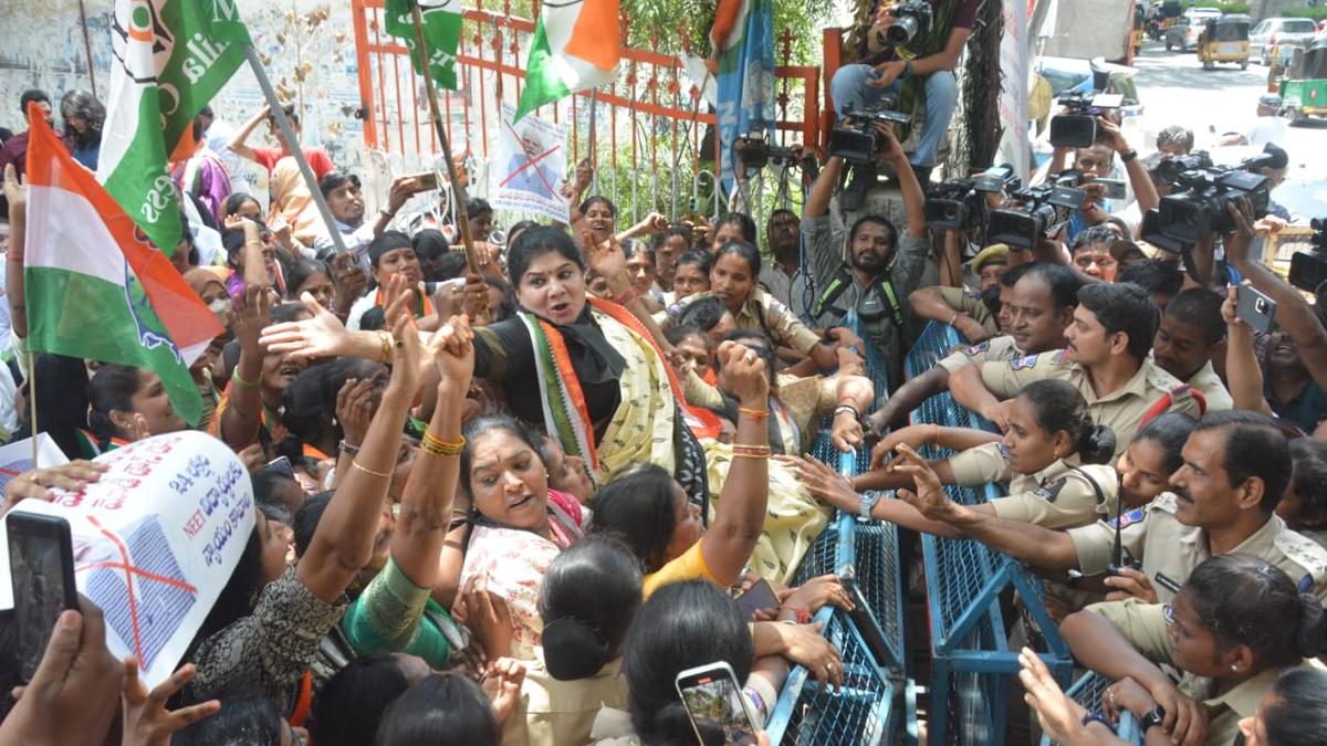 Mahila Congress threatens to lay siege to Parliament over NEET  