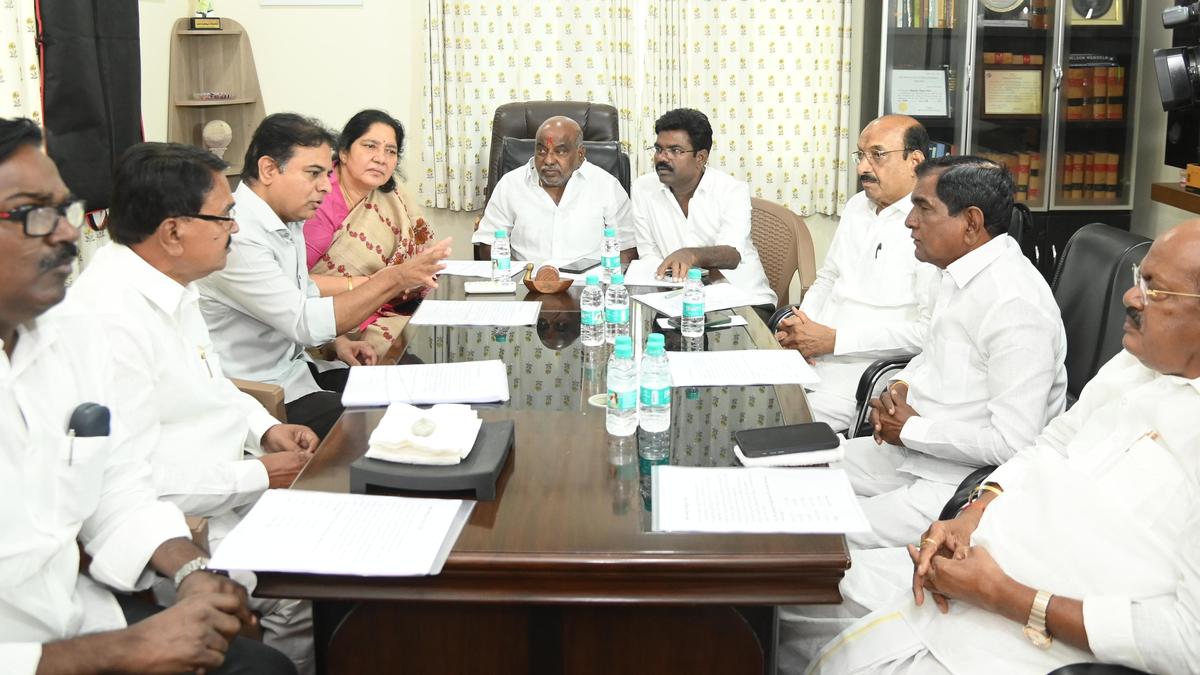 BRS committee to address farmer issues, submit report to KCR and govt.: KTR