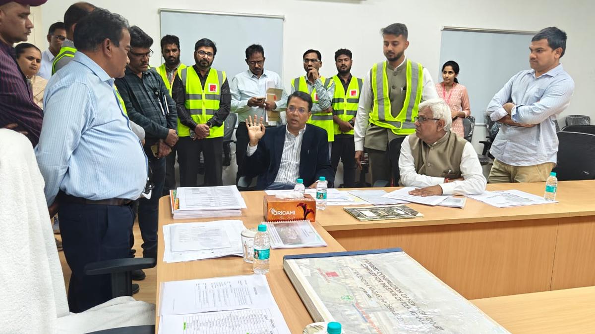 Special CS reviews High Court complex works at Rajendranagar site