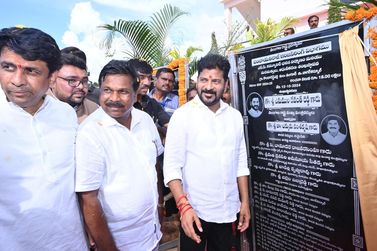 Telangana Chief Minister A. Revanth Reddy was accorded rousing welcome on his maiden visit to native Kondareddypalli village in Nagarkurnool district on Saturday (October 12, 2024)