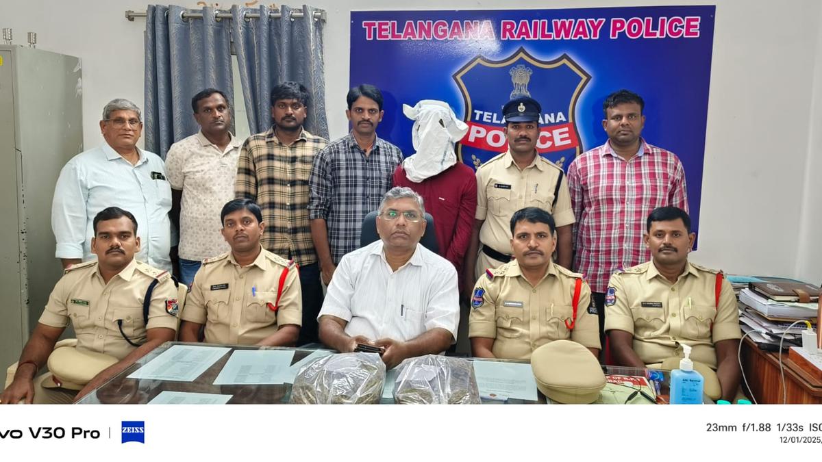 Govt. Railway Police arrest habitual marijuana peddler arriving from Nagpur with 4.1 kg haul