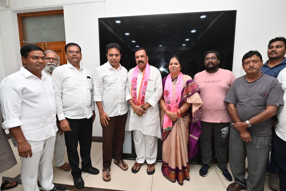 BJP Corporator B. Padma joining BRS in Hyderabad on Friday.
