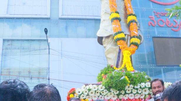 YSR was epitome of development: Cong.