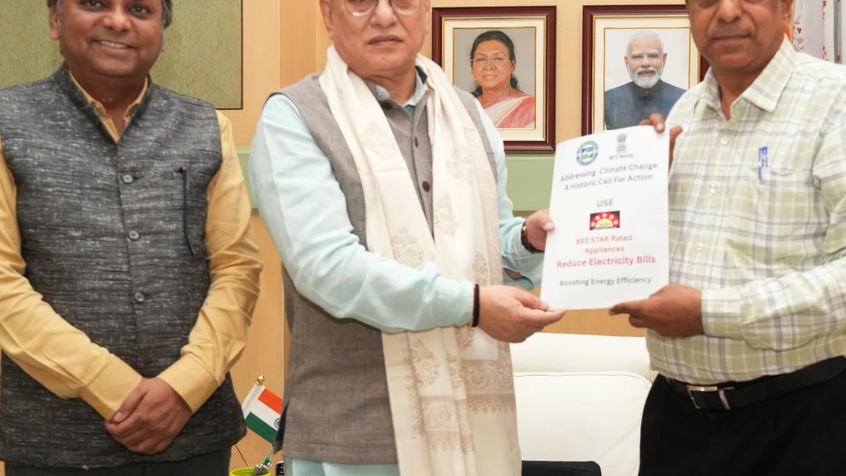 Governor for Raj Bhavan, JNTU to be model energy-efficient campuses