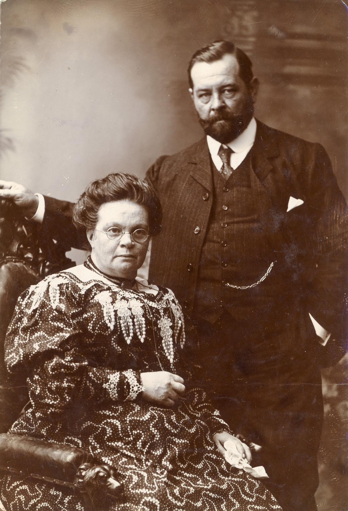 Lieutenant Charles Wilson with his wife Harriet Wilson in one of the photographs taken while he worked in Secunderabad in the late 1880s. Lieutenant Charles Wilson with his wife Harriet Wilson in one of the photographs taken while he worked in Secunderabad in the late 1880s.