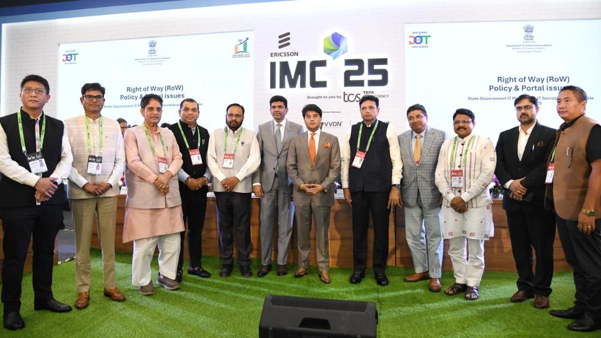 T-Fiber serves as role model for other States: Union Minister Scindia at India Mobile Congress