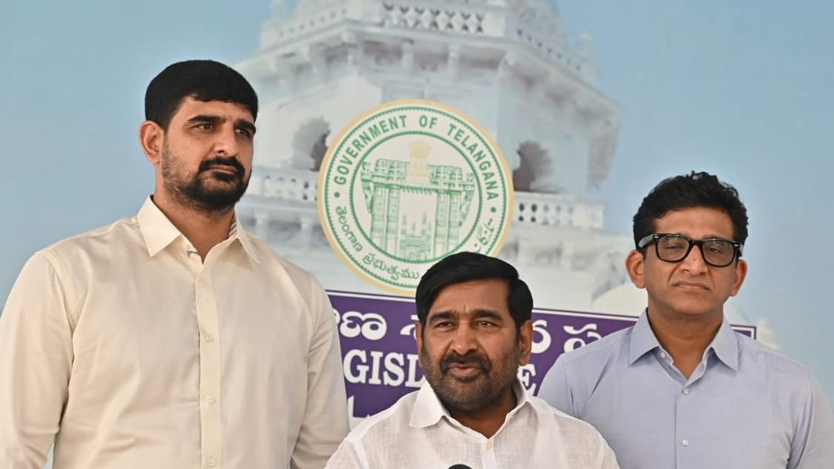 BRS MLAs ‘submit proof’ on defection of MLAs to Congress