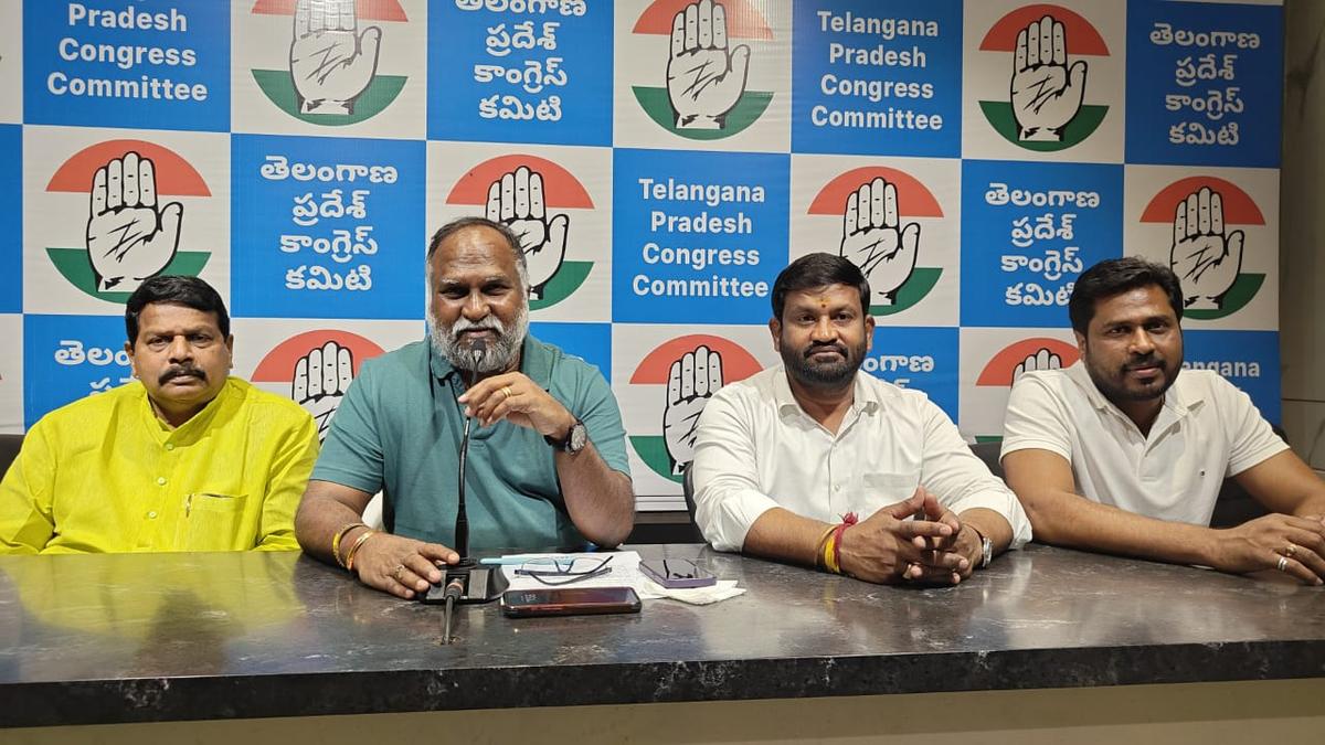 Jagga Reddy asks KTR to explain purpose of secret meeting with AP IT minister Nara Lokesh