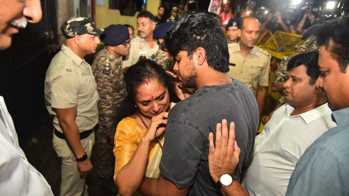 Kavitha leaves Tihar Jail and promises to ‘pay back with interest’