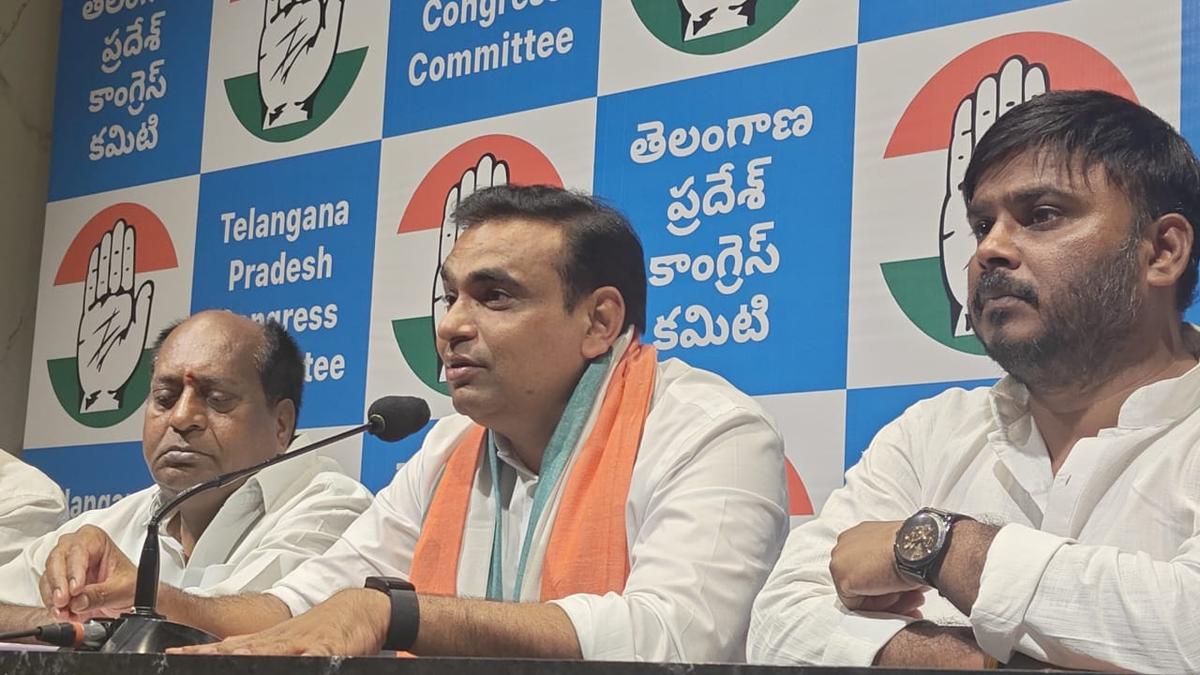 KTR’s hypocrisy on women’s dignity is laughable: Congress MP