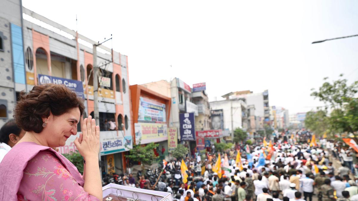 For a new dawn in Telangana, bring Congress to power, says Priyanka