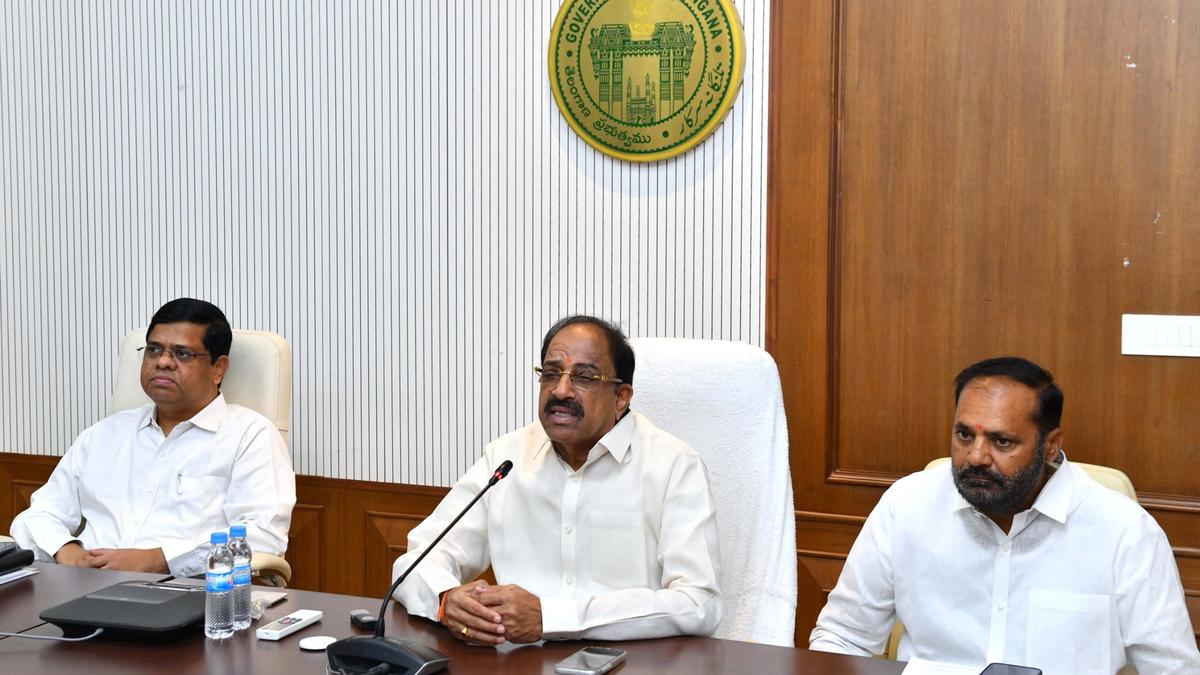 Minister cautions ryots against stubble burning, explains its adverse impact
