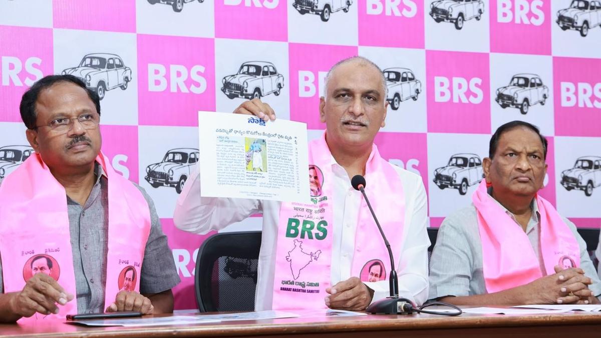 BRS holds govt. responsible for heat-stroke deaths of farmers waiting for disposal of paddy