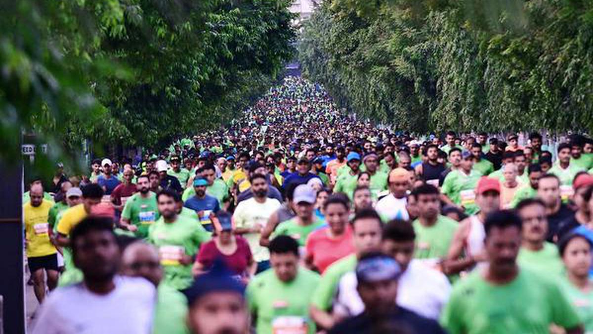 Record turnout at Airtel Hyderabad Marathon The Hindu