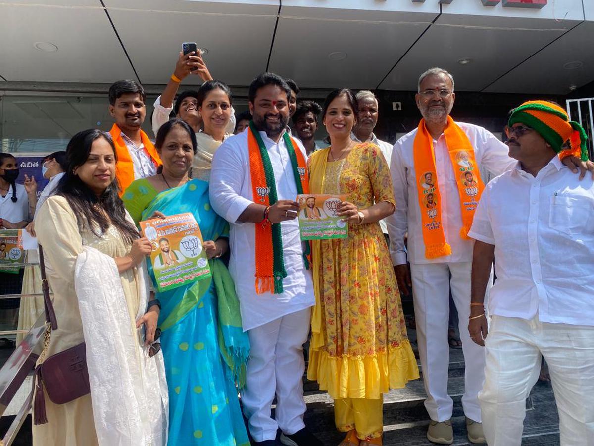 Prashanthi Nagireddy, a software professional from Detroit is campaigning for BJP candidate in Mahbubnagar. 