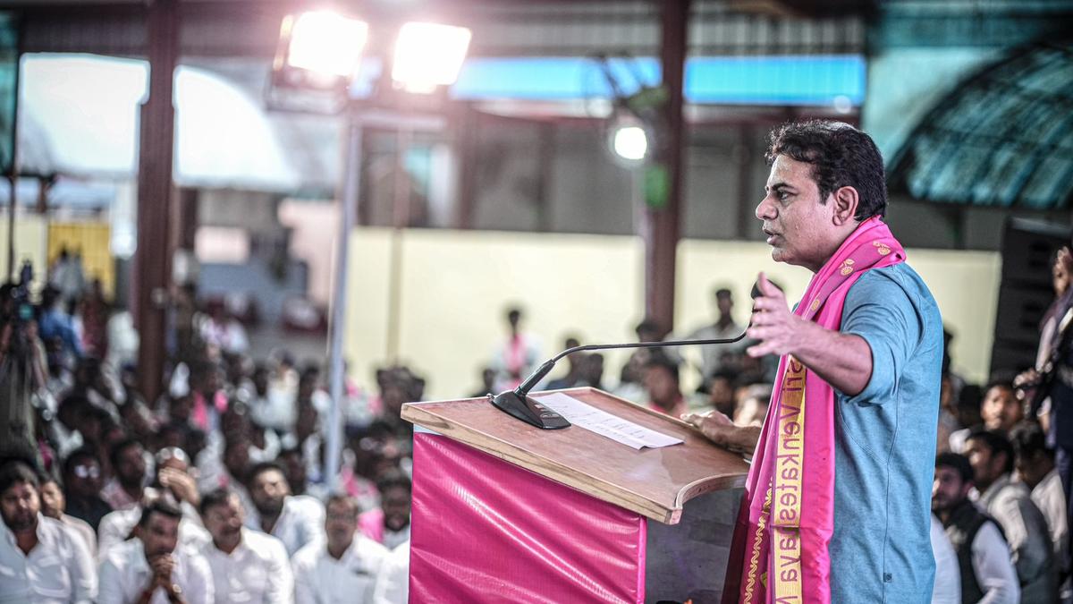 KTR, Harish tell BRS students wing to educate people on injustice to TG on river waters issue