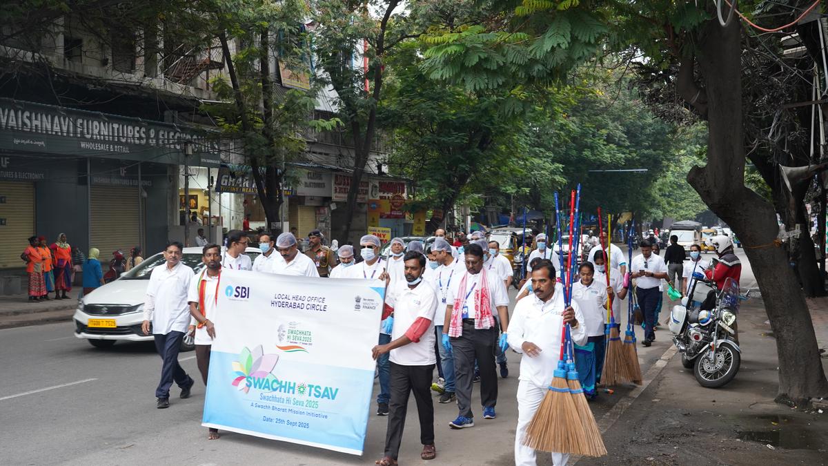 SBI Hyderabad Circle observes SHS 2025 