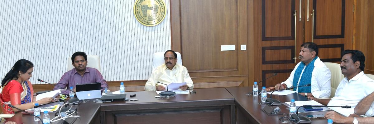 thehindu.com - The Hindu Bureau - Include farm tools needed for oil palm cultivation in mechanisation scheme: Minister