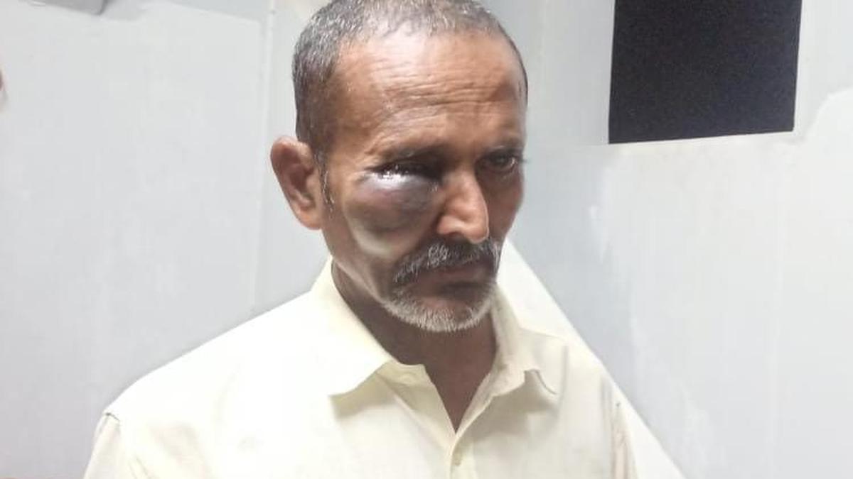 SI ‘attacks’ MPTC member; Uttam threatens fast in Kodad