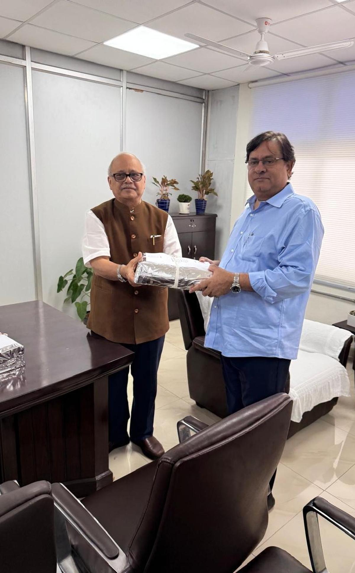 Justice P.C. Ghose handing over the report on Kaleshwaram project barrages to Principal Secretary (Irrigation) Rahul Bojja in Hyderabad on Thursday. Justice P.C. Ghose handing over the report on Kaleshwaram project barrages to Principal Secretary (Irrigation) Rahul Bojja in Hyderabad on Thursday.