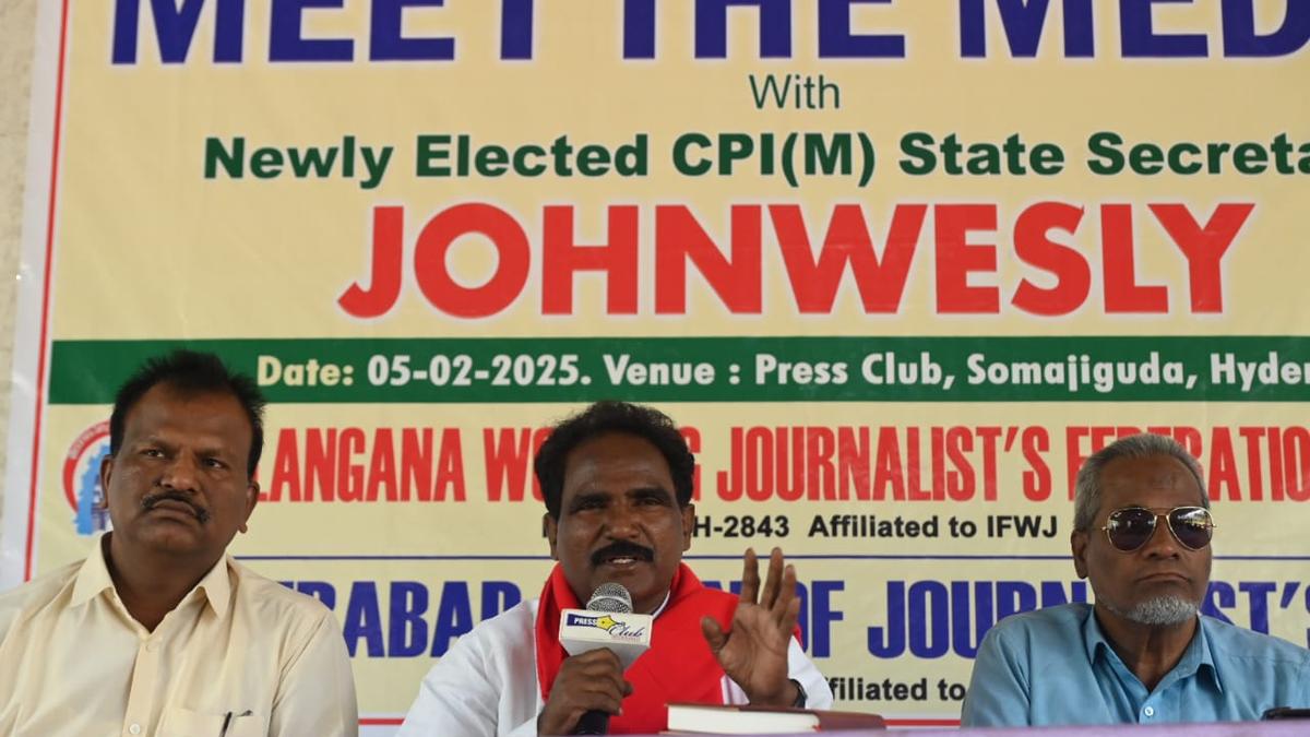 CPI(M) will work for an alternative political platform in Telangana, says John Wesley