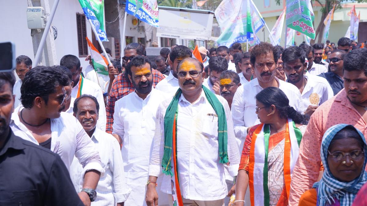 Martyrs’ sacrifices are compromised by BRS: Kommuri