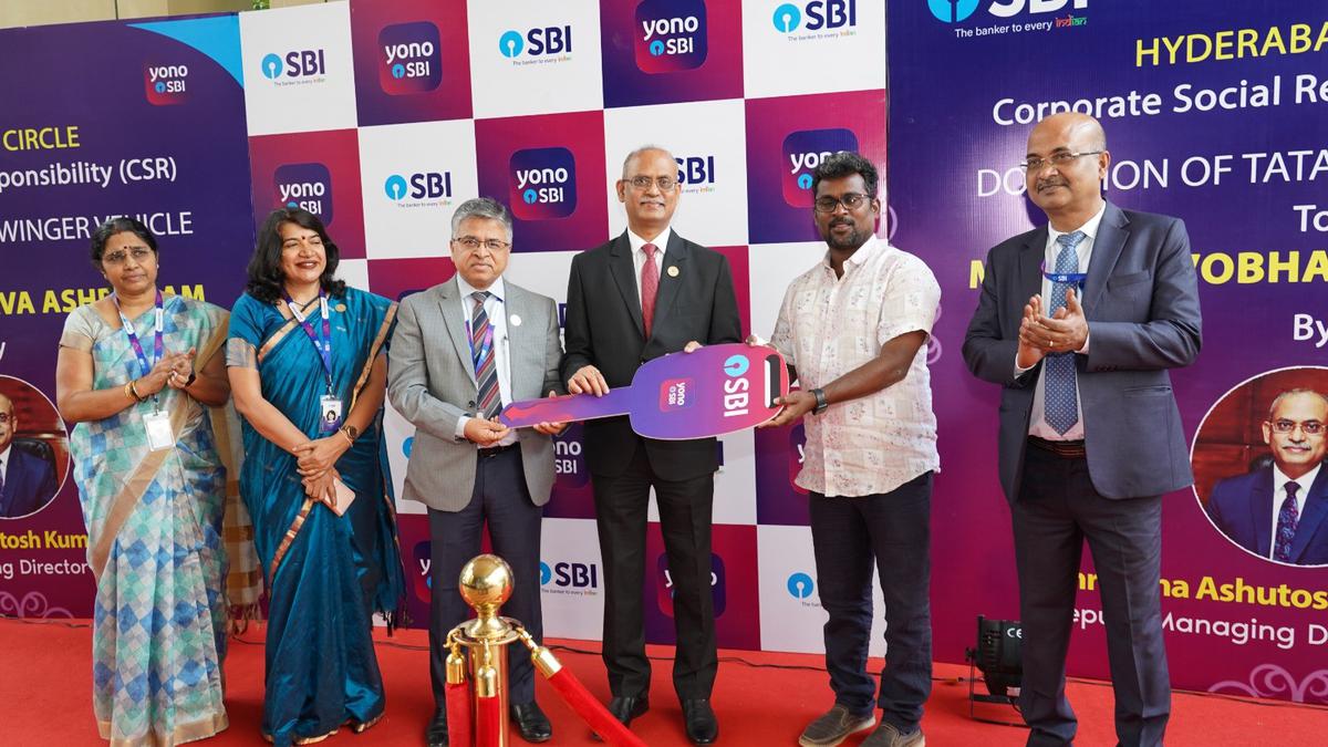 SBI donates vehicle to ashram for destitute