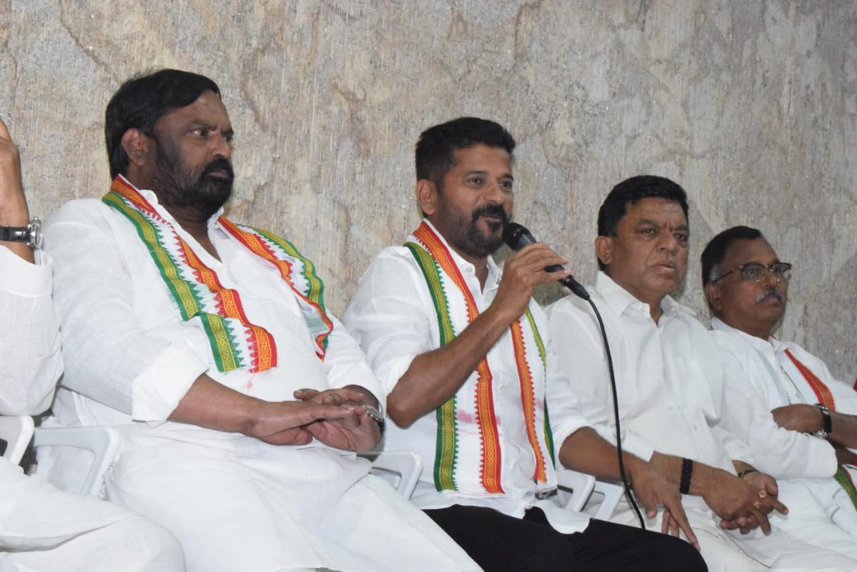Munugode result shows TRS can’t win on its own: Revanth