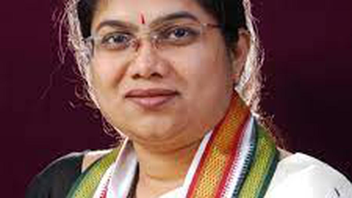 Congress suffers setback in Munugode, Palvai Sravanthi quits party