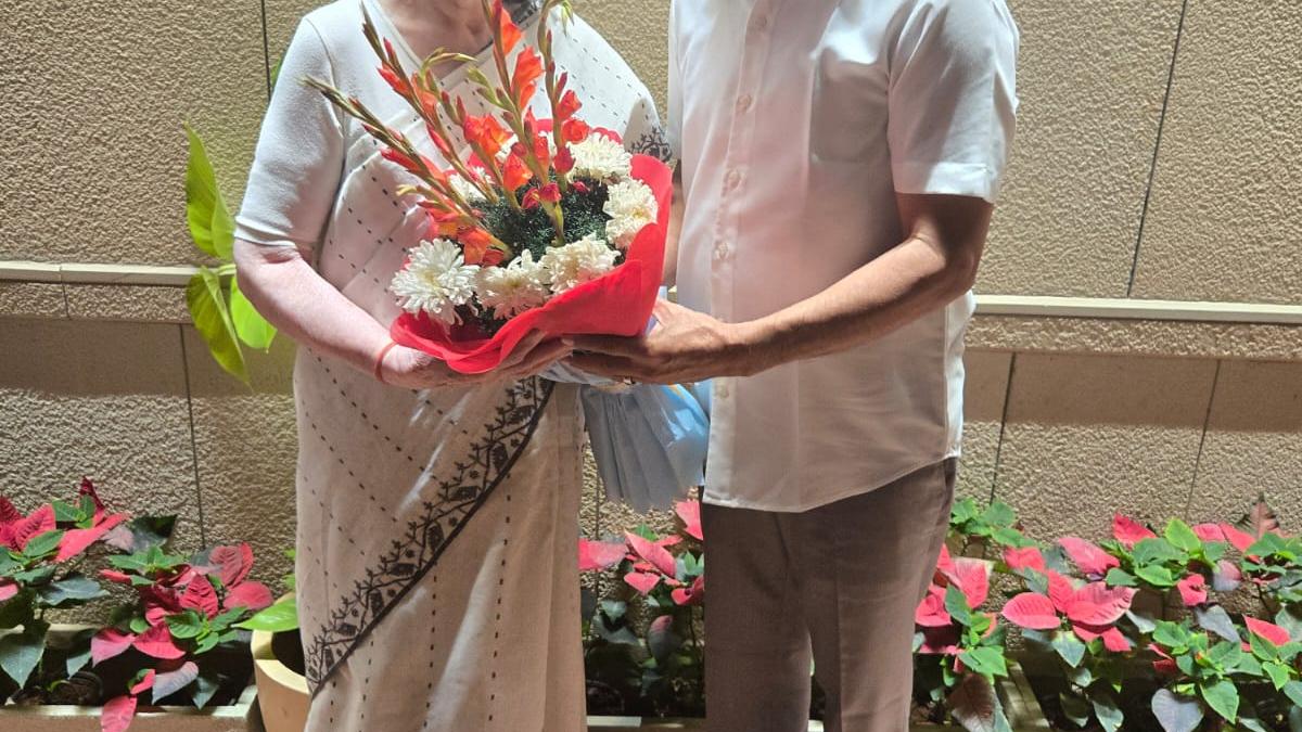 Vem Narender Reddy takes oath