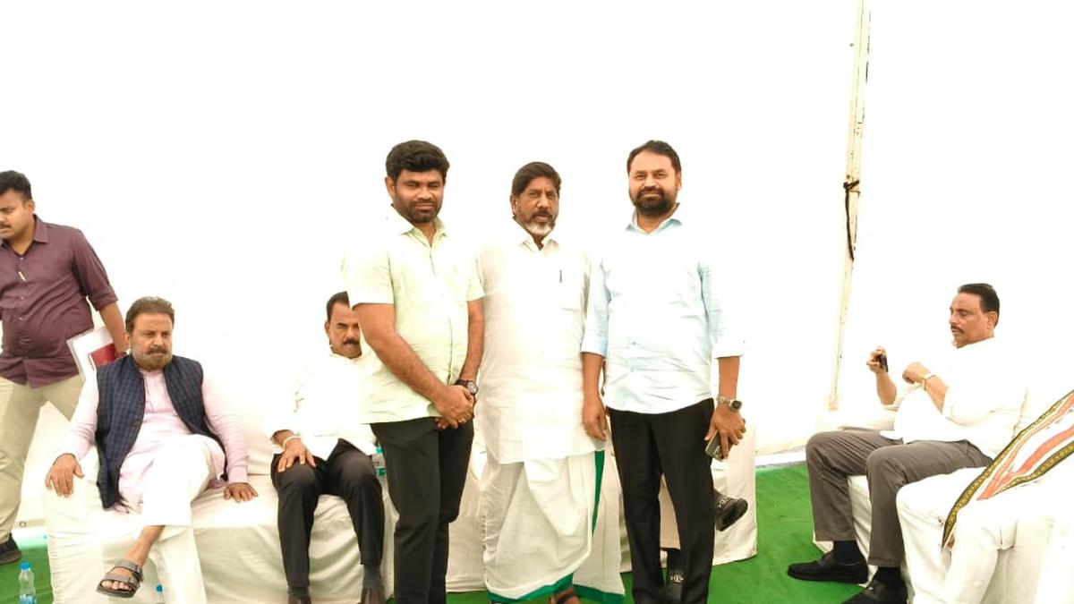 Bhatti apprised of problems faced by unemployed youth in State