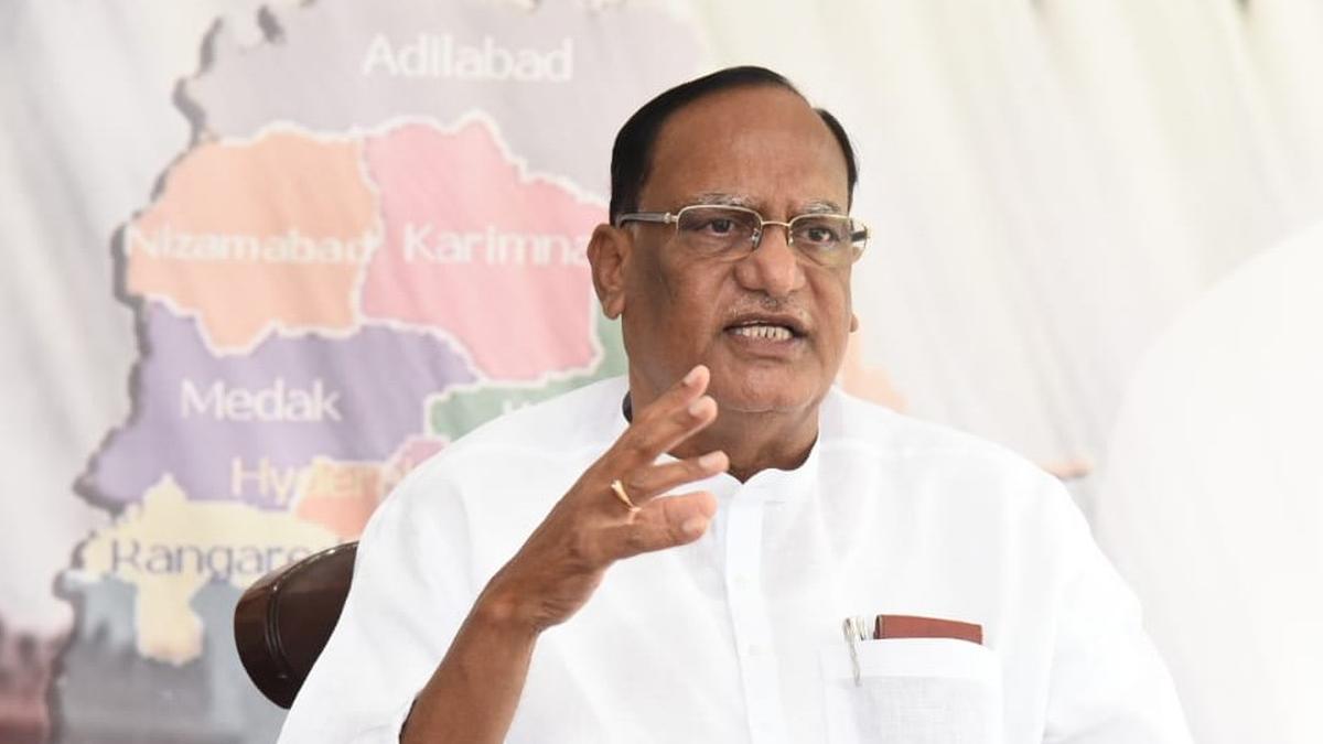 TS Council Chairman accuses AP of conspiring to handover projects to Centre