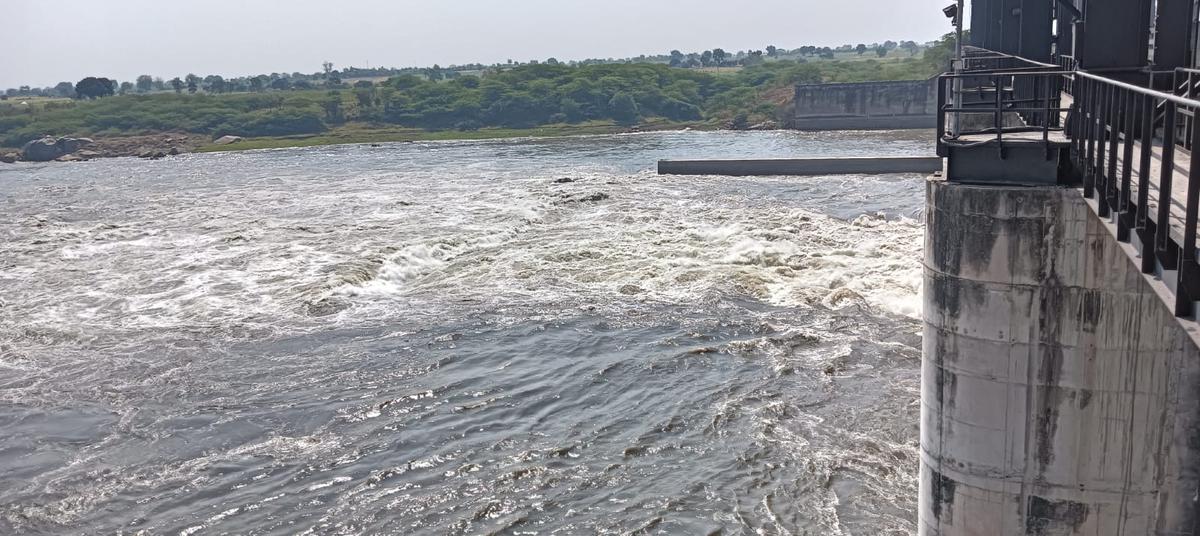 Maharashtra authorities release 0.6 tmc ft water from Babli Barrage towards Telangana on March 1, 2024 as per Supreme Court verdict.