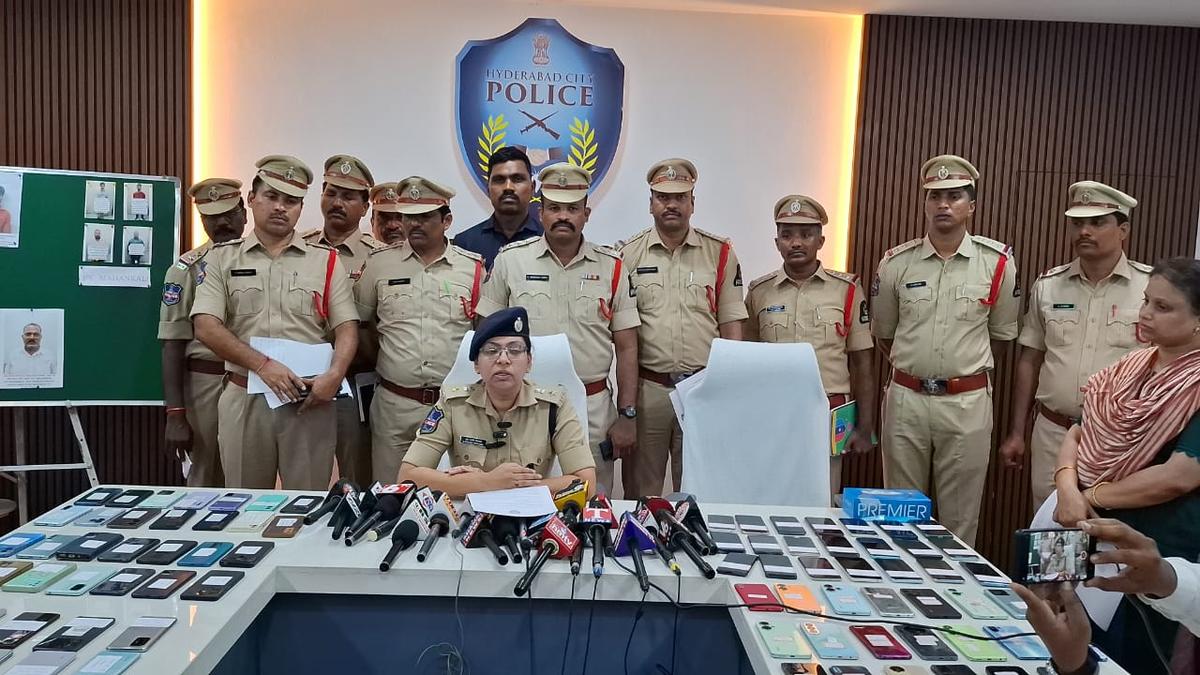 Multiple theft and snatching cases solved in North Zone, several repeat offenders held
