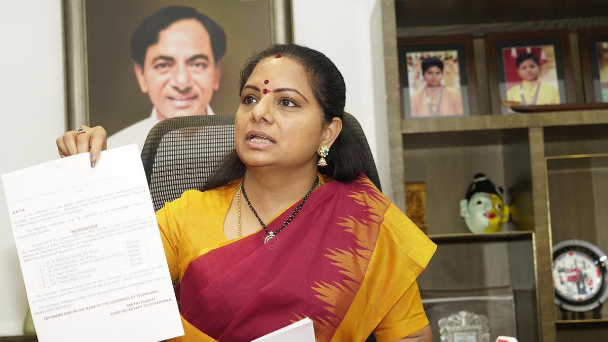MLC Kavitha demands removal of new TSPSC Chairman, order judicial probe