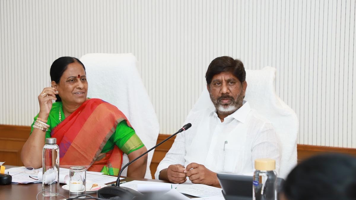 Deputy CM wants planning in advance for Sammakka Saralamma and Godavari Pushkarams