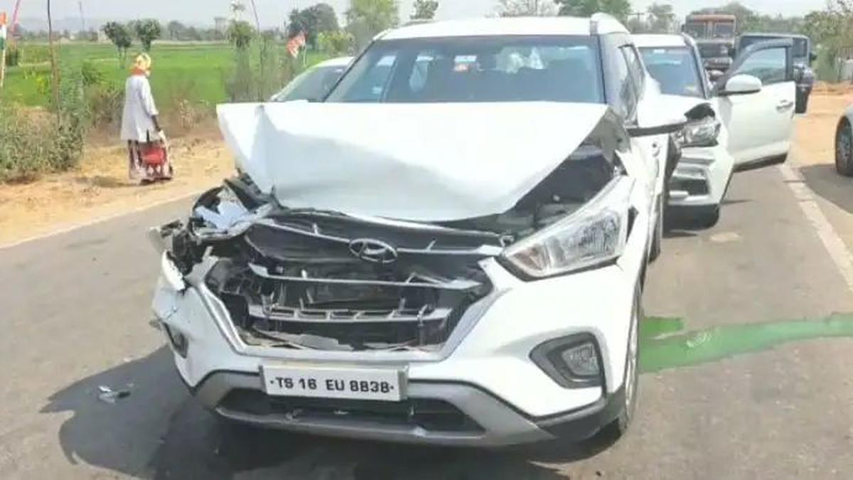 Revanth Reddy escapes unhurt as his convoy meets with accident