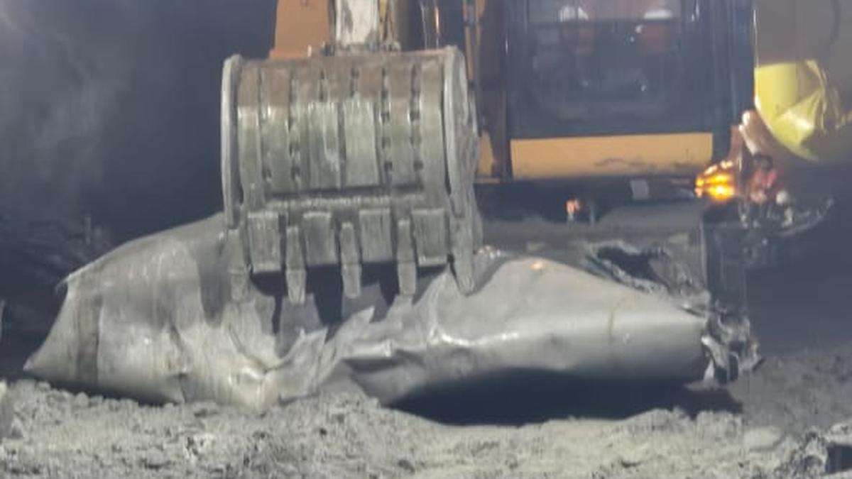 Heavy transformers of TBM removed between D1, D2 points of search in SLBC tunnel