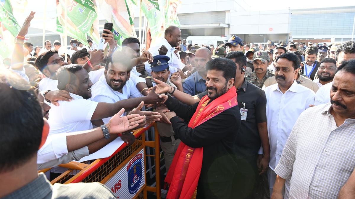 CM Revanth gets a tumultuous welcome to Hyderabad for attracting record investments at Davos