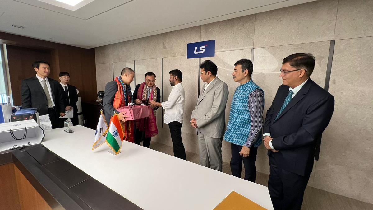 CM Revanth promotes Warangal textile park as top investment spot in Telangana for Korean companies 