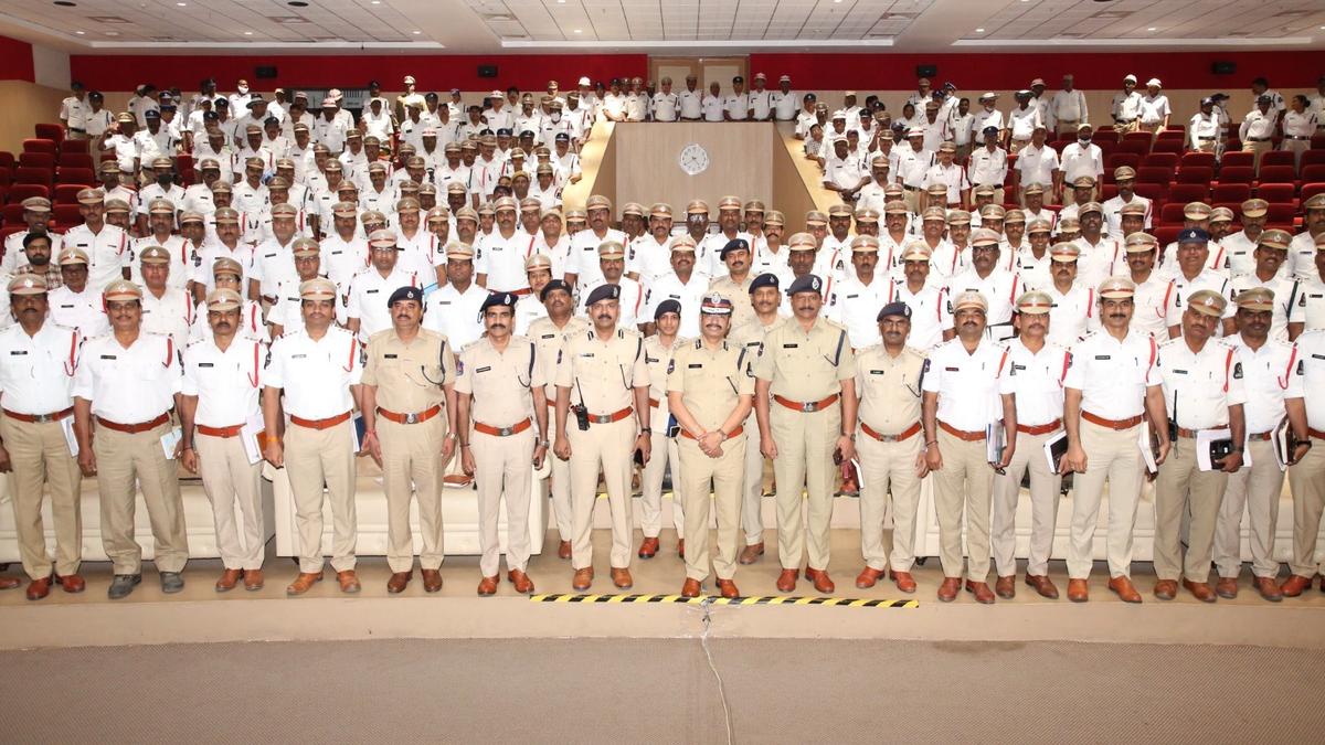 Hyderabad Commissioner warns of zero tolerance for drunken driving