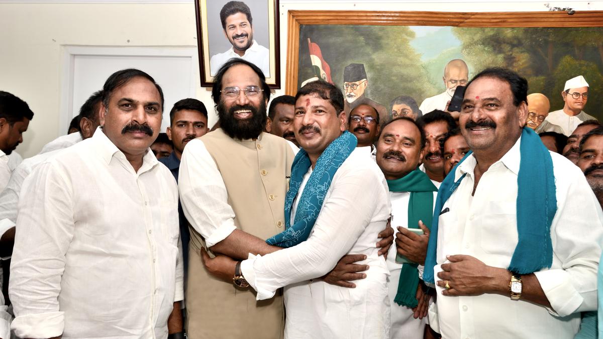 Will waive farm loans and complete pending projects soon: Uttam Kumar Reddy