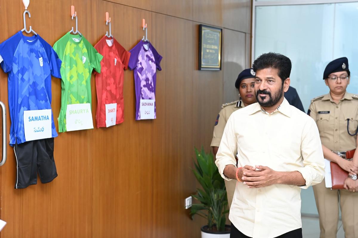 Chief Minister A. Revanth Reddy checking the school uniforms on display at Integrated Command Control Centre at Banjara Hills in Hyderabad. Chief Minister A. Revanth Reddy checking the school uniforms on display at Integrated Command Control Centre at Banjara Hills in Hyderabad.