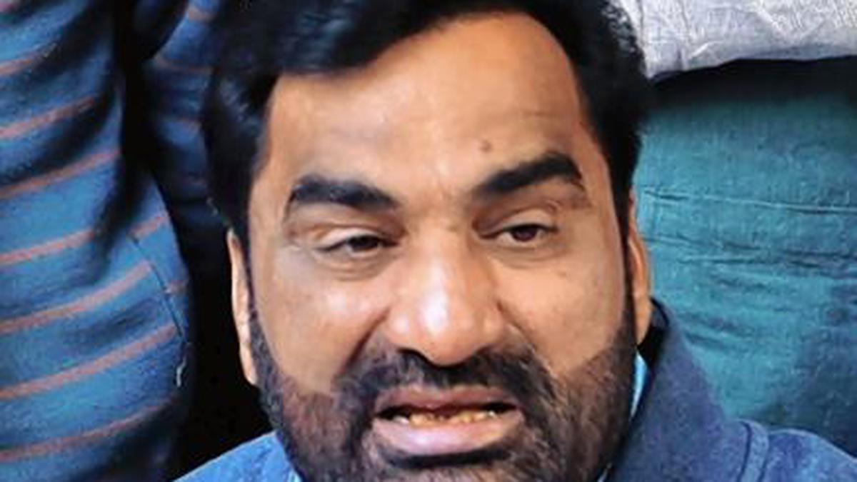 Bjp Ally Hanuman Beniwal Sides With Farmers Quits 3 Government Panels In Protest The Hindu